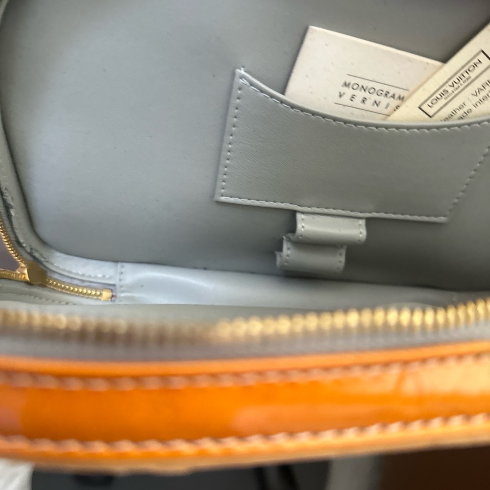 Authentic Louis Vuitton Vernis Murray Backpack Yellow - Picture 3 of 16